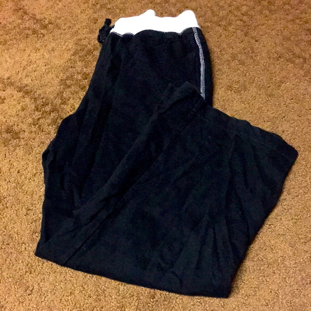 Shorts Girls size 8 black & gray trim athleisure pants